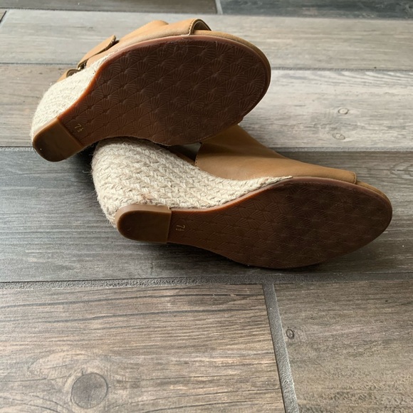 Born in California Wedges Sz 7 1/2 - Picture 6 of 6